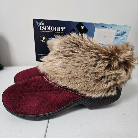 NWT Isotoner Signature 360 All Around Foam Fur Booties Women’s 6.5-7 Burgundy - Picture 5 of 7